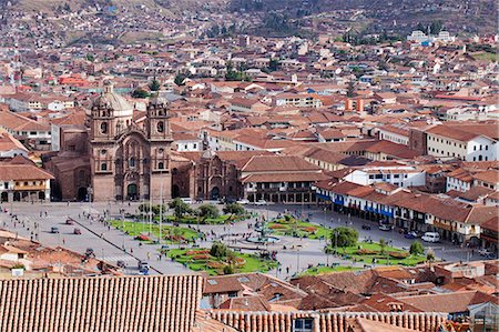 simsearch:862-06677365,k - South America, Peru, Cusco. A view of Cusco from Sacsayhuaman showing the Plaza de Armas and the Jesuit church of the Company of Jesus, Compania de Jesus, in the UNESCO World Heritage listed former Inca capital of Cusco Stock Photo - Rights-Managed, Code: 862-06677341