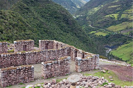 simsearch:862-06677365,k - South America, Peru, Cusco, Huancacalle. The Inca ceremonial and sacred site of Vitcos, thought to have been built by Manco Inca or Pachacuti and lying on the trail to Choquequirao near the village of Huancacalle Stock Photo - Rights-Managed, Code: 862-06677385