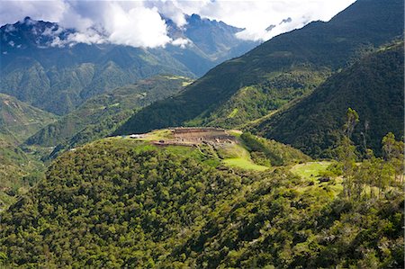 simsearch:862-06677365,k - South America, Peru, Cusco, Huancacalle. The Inca ceremonial and sacred site of Vitcos, thought to have been built by Manco Inca or Pachacuti and lying on the trail to Choquequirao near the village of Huancacalle Stock Photo - Rights-Managed, Code: 862-06677382