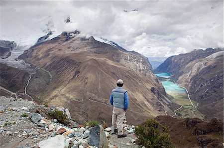 peru - South America, Peru, Ancash, Cordillera Blanca. A hiker looking out over the Llanganuco lakes on the Santa Cruz trek in Huascaran National Park Photographie de stock - Rights-Managed, Code: 862-06677427