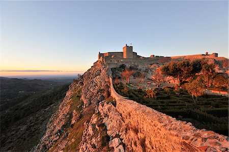 simsearch:862-05998941,k - The medieval castle of Marvao. Alentejo, Portugal Stock Photo - Rights-Managed, Code: 862-06826135