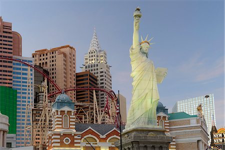 simsearch:862-08274106,k - New York New York Hotel and Casino on Las Vegas Boulevard, The Strip,Las Vegas, Clark County, Nevada, USA Stock Photo - Rights-Managed, Code: 862-06826323