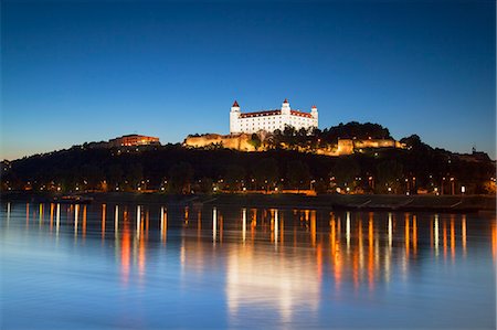 Bratislava Castle at dusk, Bratislava, Slovakia Stock Photo - Rights-Managed, Code: 862-07690786