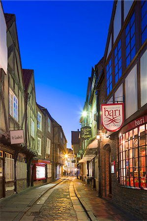 United Kingdom, England, North Yorkshire, York. Formerly consisting solely of Butcher's shops the Shambles is over 1,000 years old and is York's most famous street. Stock Photo - Rights-Managed, Code: 862-07909589