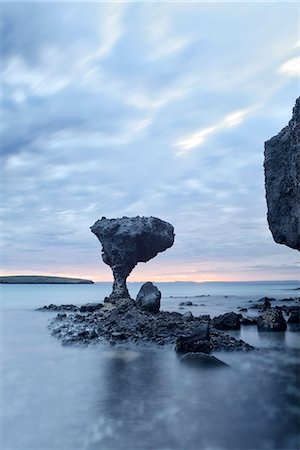 Rock at Ballandra beach near city of La Paz, Baja California, Mexico Stock Photo - Rights-Managed, Code: 862-07910244