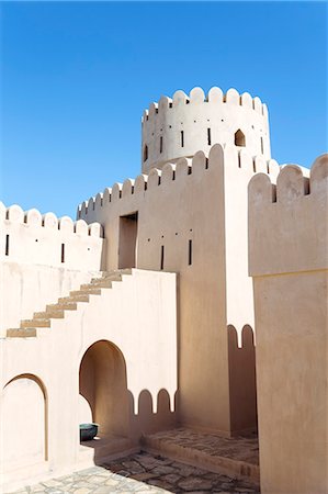 sur - Oman, Sur. Sunaysilah old fortress Stock Photo - Rights-Managed, Code: 862-07910379