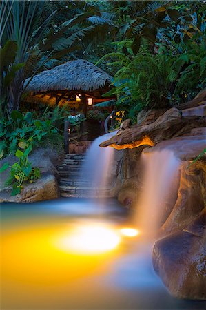 simsearch:862-07495921,k - Costa Rica, Alajuela, La Fortuna. Los Perdidos Hot Springs at The Springs Resort and Spa. Foto de stock - Con derechos protegidos, Código: 862-08090073