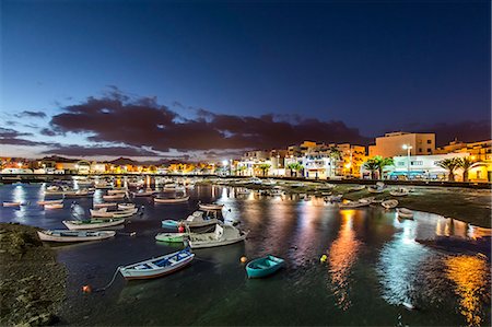 simsearch:862-05999254,k - Charco de San Gines at dusk, Arrecife, Lanzarote, Canary Islands, Spain Photographie de stock - Rights-Managed, Code: 862-08091207