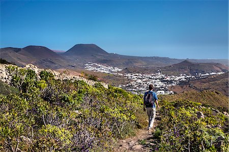 simsearch:862-05999254,k - Hiker near Haria, Lanzarote, Canary Islands, Spain Photographie de stock - Rights-Managed, Code: 862-08091220