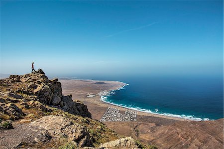 simsearch:862-05999254,k - View from mountains Risco de Famara towards La Caleta de Famara, Lanzarote, Canary Islands, Spain Photographie de stock - Rights-Managed, Code: 862-08091222