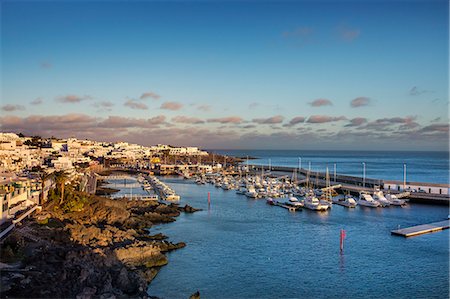 simsearch:862-05999254,k - View towards harbour La Tinosa, El Puerto, Puerto del Carmen, Lanzarote, Canary Islands, Spain Photographie de stock - Rights-Managed, Code: 862-08091234