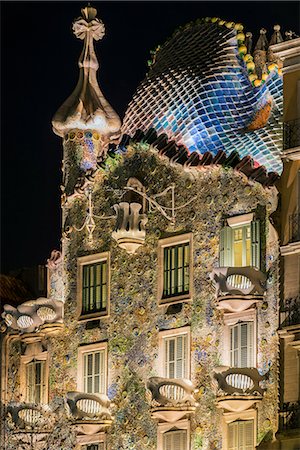 Close-up view of the facade of Casa Batllo by Antoni Gaudi at night, Barcelona, Catalonia, Spain Stock Photo - Rights-Managed, Code: 862-08091290