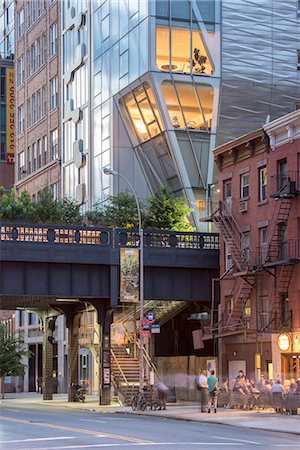 USA, New York, Chelsea, street scene, high line near 10th avenue Stock Photo - Rights-Managed, Code: 862-08091535