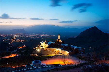 Turkey, Eastern Anatolia, Dogubayazit, Ishak Pacha Palace (Ishak Pasa Sarayi), UNESCO site Stock Photo - Rights-Managed, Code: 862-08274032