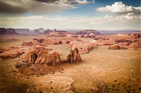 desert southwest - Utah   Ariziona border, panorama of the Monument Valley from a remote point of view, known as The Hunt's Mesa Stock Photo - Rights-Managed, Code: 862-08274098