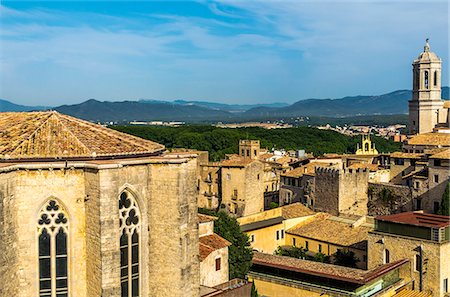 spain - View Of Girona Cathedral From City Walls, Catalonia, Spain Photographie de stock - Rights-Managed, Code: 862-08719527