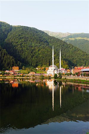 simsearch:877-08897949,k - Turkey, Black Sea Coast, Uzungol alpine resort, lakeside mosque Stock Photo - Rights-Managed, Code: 862-08719829