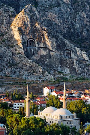 funerals - Turkey, Central Anatolia, Amasya, Sultan Beyazit II Camii mosque and Tombs of the Pontic Kings Stock Photo - Rights-Managed, Code: 862-08719853