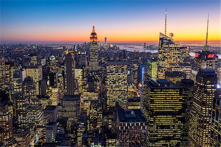simsearch:862-08091471,k - Midtown Manhattan skyline at dusk, New York, USA Stock Photo - Rights-Managed, Code: 862-08720006