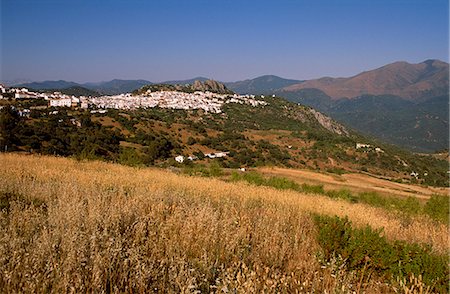 spain countryside - One of the Pueblos Blancos white villages in the hills. Stock Photo - Rights-Managed, Code: 862-03354262