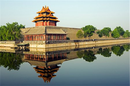 forbidden city - A reflection of a Palace Wall Tower surrounded by the moat of The Forbidden City Palace Museum,Zijin Cheng,Beijing,China Stock Photo - Rights-Managed, Code: 862-03351041