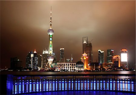 China,Shanghai. Pudong seen from the Bund. Stock Photo - Rights-Managed, Code: 862-03351866