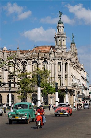 simsearch:841-03035281,k - Cuba,Havana. Vintage American cars,Havana Stock Photo - Rights-Managed, Code: 862-03352549