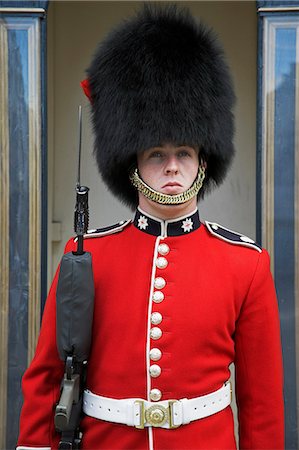 A life guard in traditional uniform standing outside St James Palace. Stock Photo - Rights-Managed, Code: 862-03353200