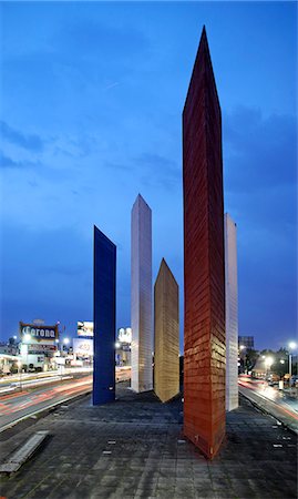 Mexico,Mexico City. The Torres de Satlite (Satelite Towers) are urban sculptures located in Ciudad Satalite (Satellite City),a middle class zone,in the northern part of Naucalpan,Mexico City. Stock Photo - Rights-Managed, Code: 862-03364416