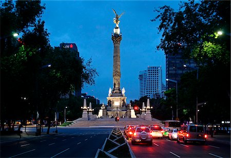 simsearch:862-07495921,k - El Ángel de la Independencia (The Angel of Independence),is a victory column located on a roundabout over Paseo de la Reforma in downtown Mexico City. Stock Photo - Rights-Managed, Code: 862-03364454