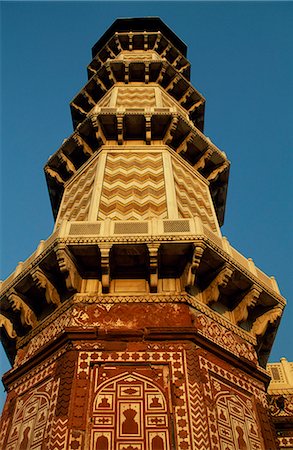 pakistan - Jehangir's Mausoleum. Built in 1637 AD by his son,Shah Jahan,the marble and sandstone tomb of the Mughal emperor is decorated with pietra dura. Stock Photo - Rights-Managed, Code: 862-03360414