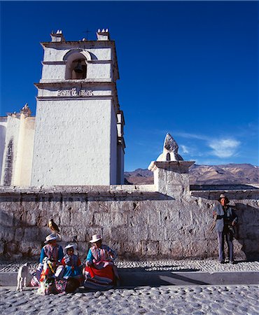 simsearch:862-03360742,k - Quechua family outside Sibayo village church Stock Photo - Rights-Managed, Code: 862-03360430