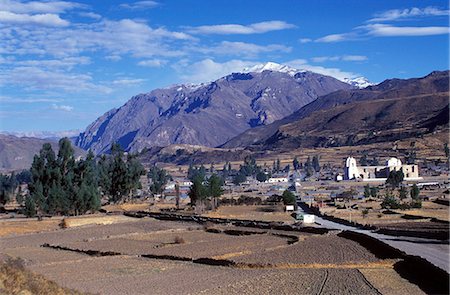 simsearch:862-03360742,k - Village of Lari with only church with cupola in Colca Canyon. Stock Photo - Rights-Managed, Code: 862-03360441