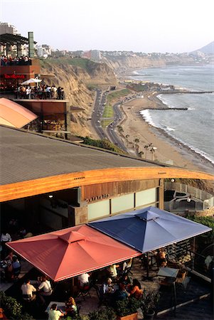 Restaurants and shops overlooking the beach at Miraflores in Lima,Peru Stock Photo - Rights-Managed, Code: 862-03360588