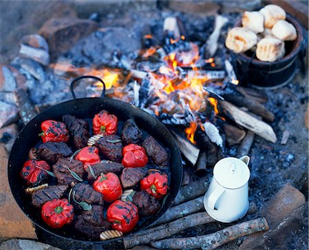 Frying on fire Stock Photo - Rights-Managed, Code: 862-03361172