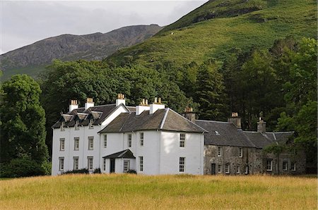 simsearch:862-03361556,k - Built in the eighteenth century at the eastern end of Loch na Keal and overlooking the River Ba,Knock House was once owned by Princess Louise,the fourth daughter of Queen Victoria,and her husband the 9th Duke of Argyll. It is now an extremely comfortable sporting lodge attached to Benmore Estate. Stock Photo - Rights-Managed, Code: 862-03361542