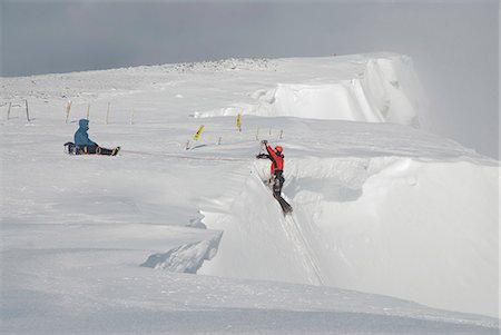 simsearch:862-03713411,k - Scotland,Scottish Highlands,Glencoe. Ice Climbing on the cliffs of Aonach Mor. Stock Photo - Rights-Managed, Code: 862-03361570