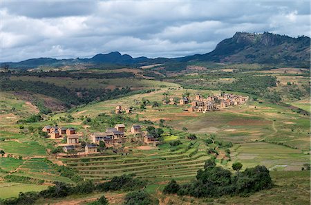Betsileo villages set amidst hill country in the southern highlands of Madagascar. Stock Photo - Rights-Managed, Code: 862-03437223