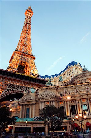 simsearch:862-08274106,k - USA,Nevada,Las Vegas. Paris Las Vegas Casino Eiffel Tower reproduction Stock Photo - Rights-Managed, Code: 862-03437587