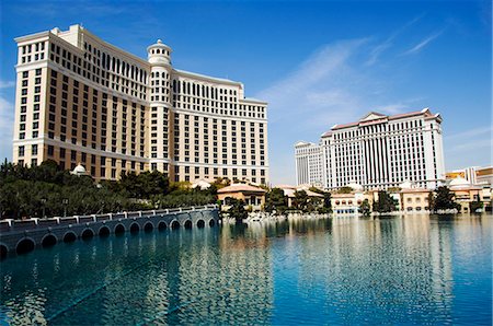 simsearch:862-08274106,k - USA,Nevada,Las Vegas. Belagio Hotel Casino on the Strip,the worlds largest five star hotel Stock Photo - Rights-Managed, Code: 862-03437580