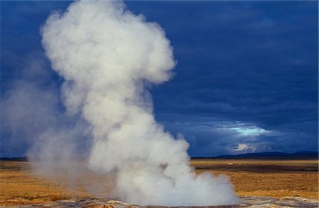 steam vent - Steam rising from Geysir,Iceland's best known geyser and hotspring. Stock Photo - Rights-Managed, Code: 862-03711771