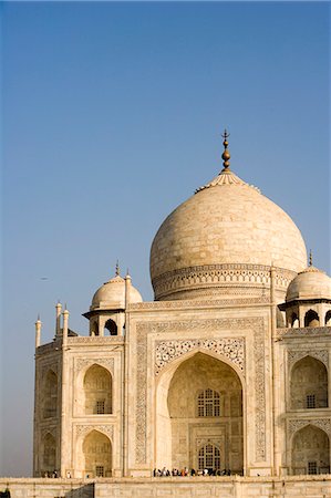 simsearch:862-03711843,k - Close view towards the Mausoleum of Taj Mahal,Agra. India Stock Photo - Rights-Managed, Code: 862-03711944