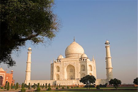 simsearch:700-00556258,k - Close view towards the Mausoleum of Taj Mahal,Agra. India Stock Photo - Rights-Managed, Code: 862-03711946