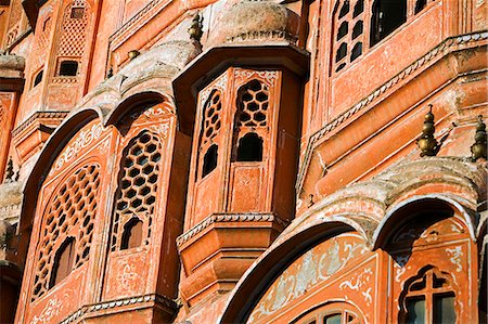simsearch:862-03711843,k - Hawa Mahal; or Palace of the Wind in the middle of Johari Bazaar and part of the zenana palace (women's quarters) designed by Lalchand Usta in 1799. Jaipur; Rajasthan; India. Stock Photo - Rights-Managed, Code: 862-03711969