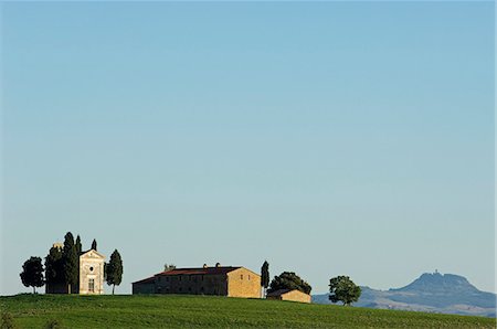 simsearch:862-03712243,k - Italy,Tuscany,Val d'Orcia. Chapel of Vitaleta and farmhouse. Stock Photo - Rights-Managed, Code: 862-03712362