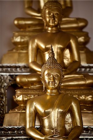 Inside a buddhist temple in Bangkok Thailand Stock Photo - Rights-Managed, Code: 862-03713842