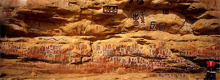 paint art of africa - Mali, Bandiagara Escarpment, Songho. In 'Dogon Country' Songho village's ritual circumcision site decorated with rock paintings Stock Photo - Rights-Managed, Code: 862-03736919