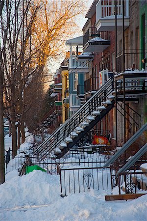 The Mile End neighbourhood is characterized by the common life of Italian and Jewish people. Montreal, Canada Foto de stock - Con derechos protegidos, Código: 862-03807334
