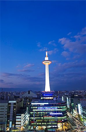 simsearch:862-03712487,k - Asia, Japan. Kyoto, Kyoto Tower illuminated at dusk Stock Photo - Rights-Managed, Code: 862-03807670