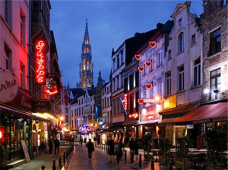 Bruxelles City Centre with historic town hall in the background, Belgium Stock Photo - Rights-Managed, Code: 862-03887332